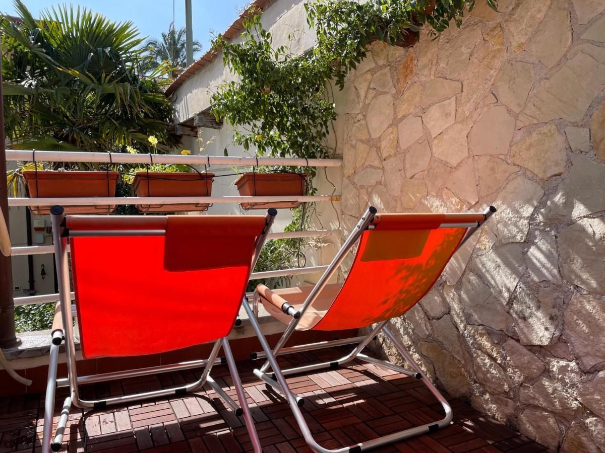 A Un Passo Dal Mare Appartement Lido di Mondello Buitenkant foto
